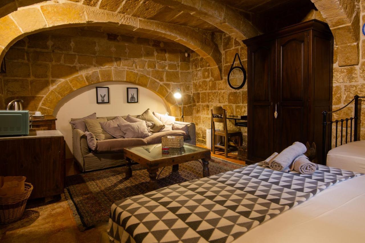 The Burrow Guest House Tarxien Exterior foto